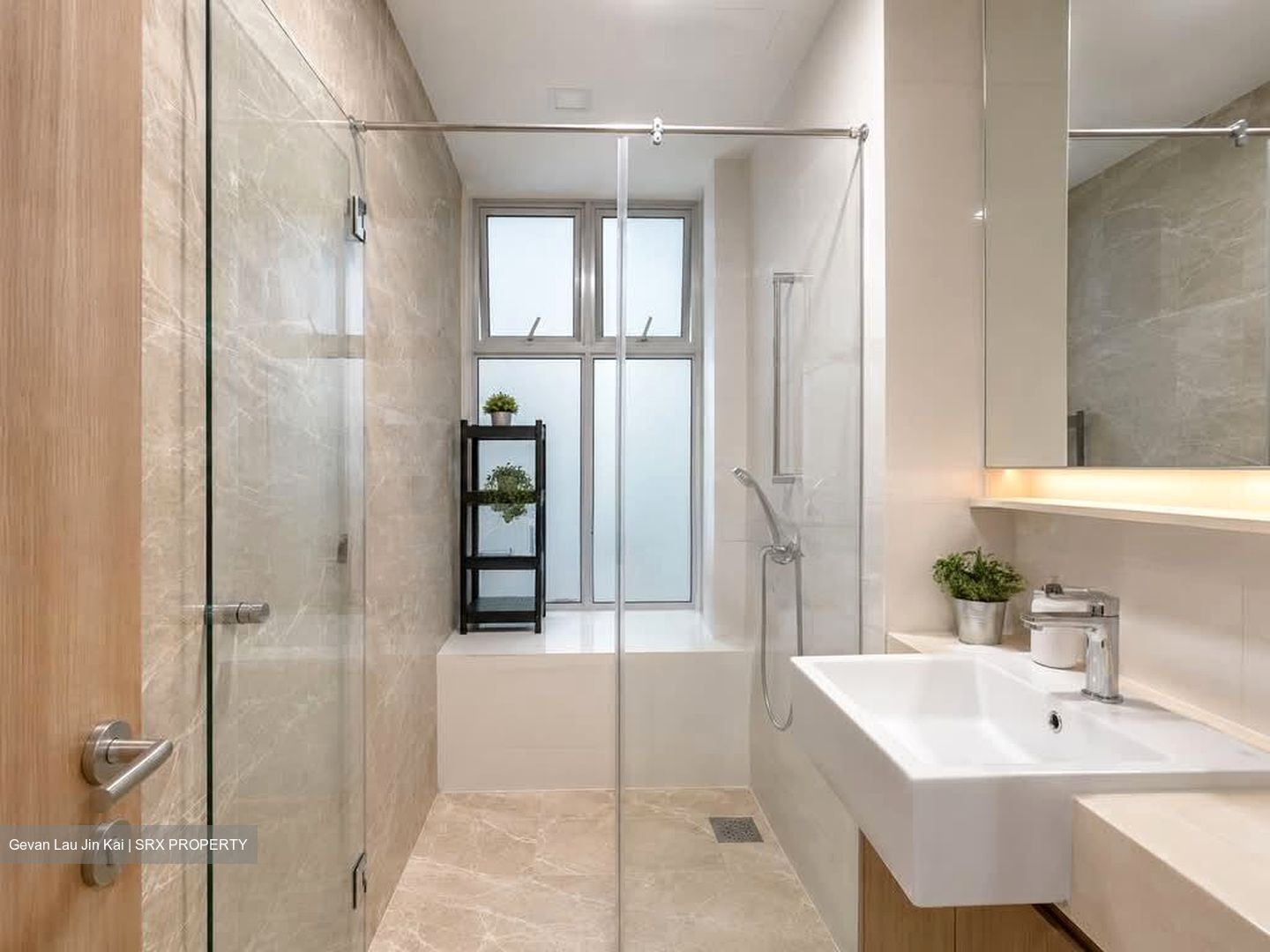 Caspian (D22), Condominium #559250461